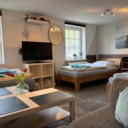 Ferienwohnung Schmidt Rosengarten  エクステリア 写真