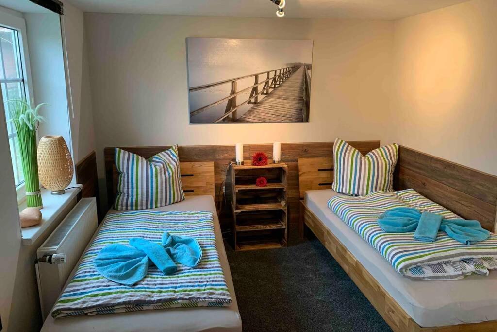 Ferienwohnung Schmidt Rosengarten  エクステリア 写真