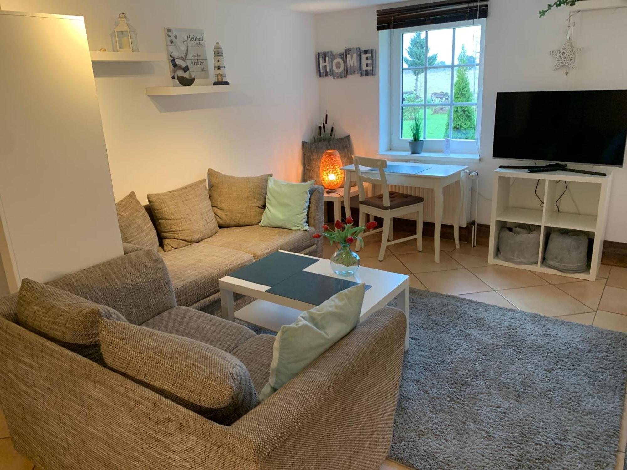 Ferienwohnung Schmidt Rosengarten  エクステリア 写真