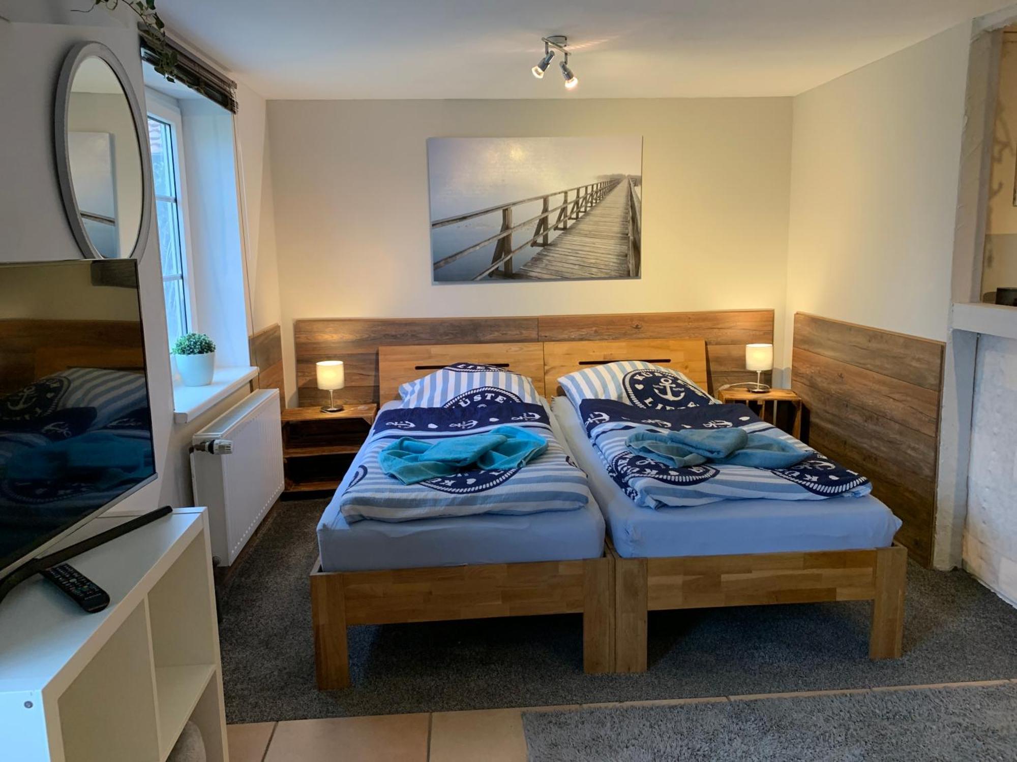 Ferienwohnung Schmidt Rosengarten  エクステリア 写真