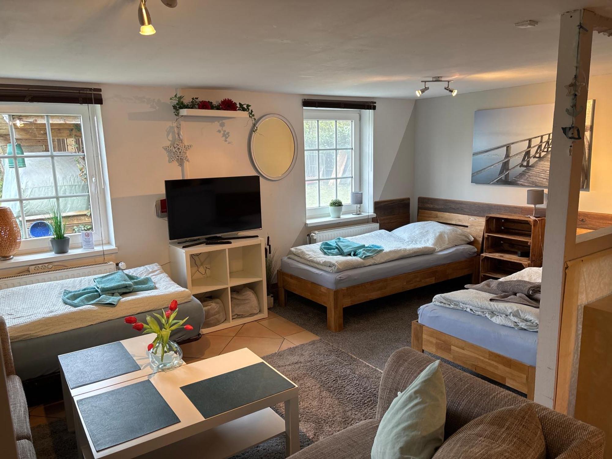 Ferienwohnung Schmidt Rosengarten  エクステリア 写真